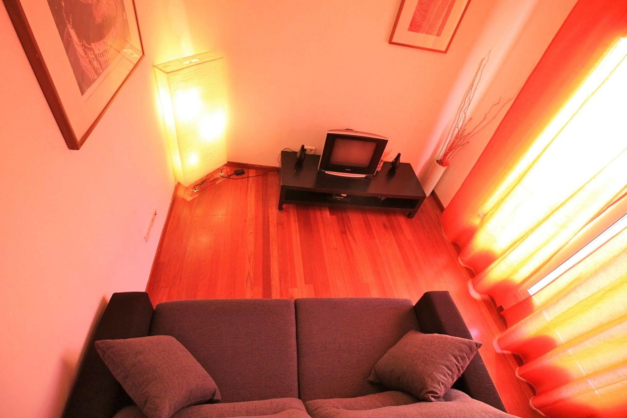 Prado Apartments Madrid Luaran gambar