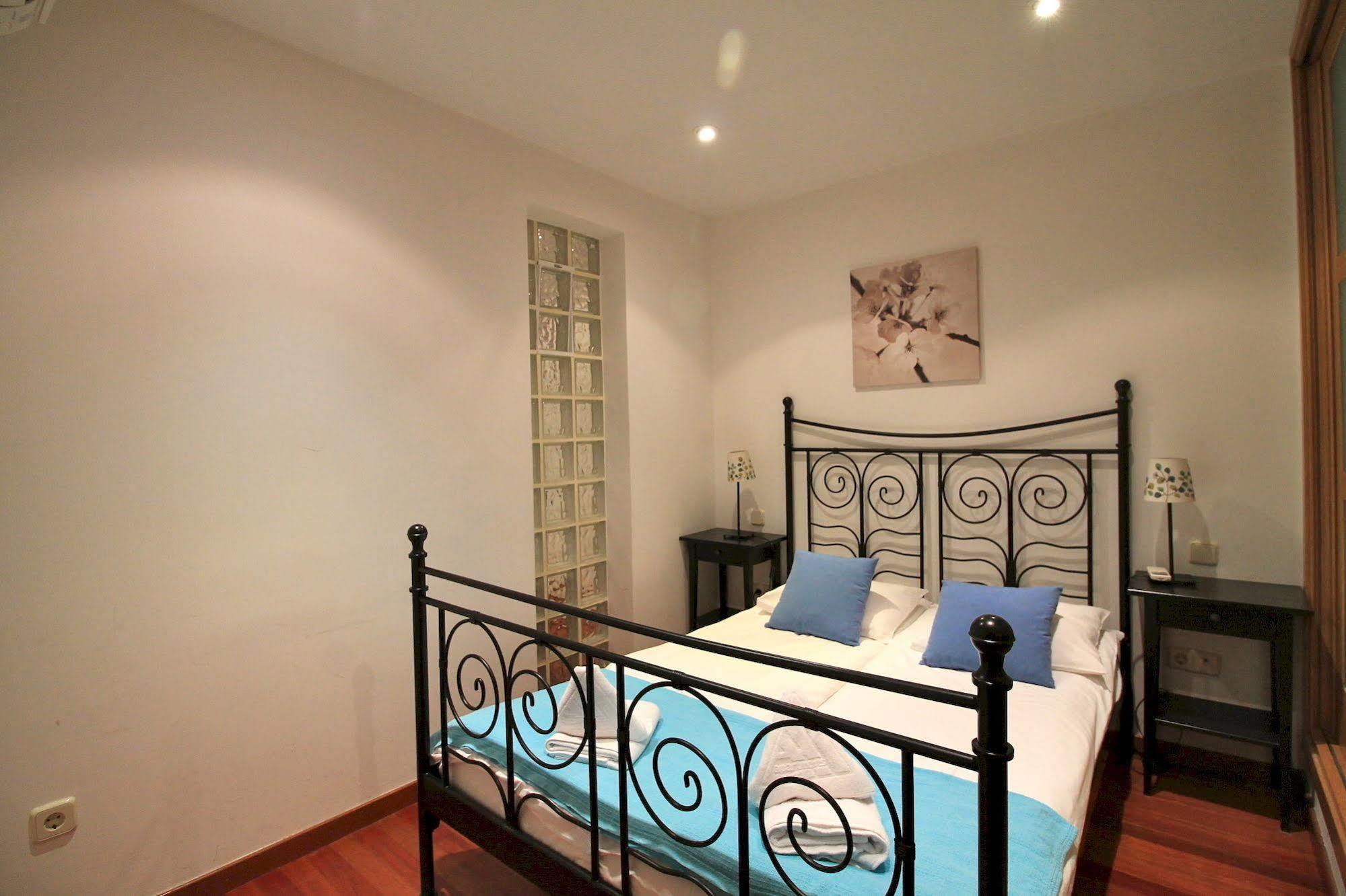 Prado Apartments Madrid Luaran gambar