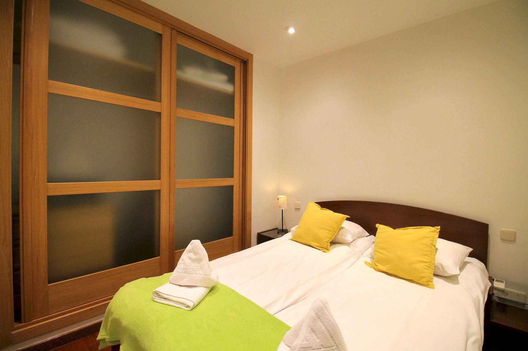Prado Apartments Madrid Luaran gambar