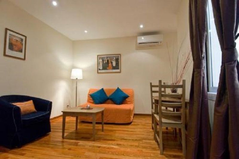 Prado Apartments Madrid Luaran gambar